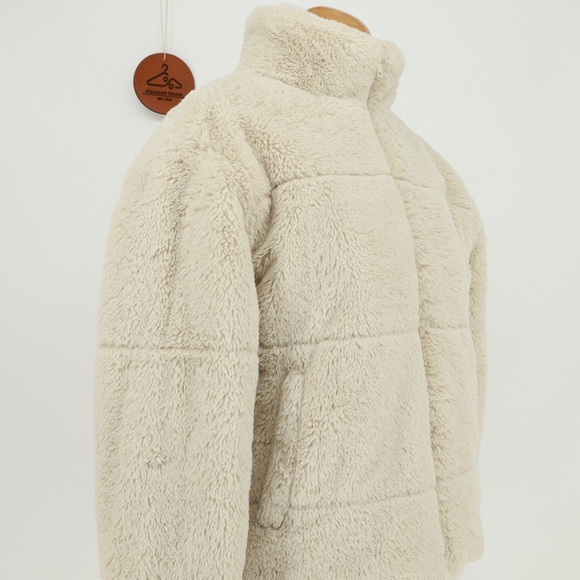 Kendall & Kylie Cream Teddy Jacket Size XS/S - Picture 5 of 8